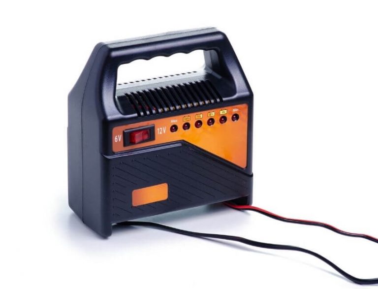 Schumacher Battery Charger Troubleshooting: solutions 2024 – Petrol Gang