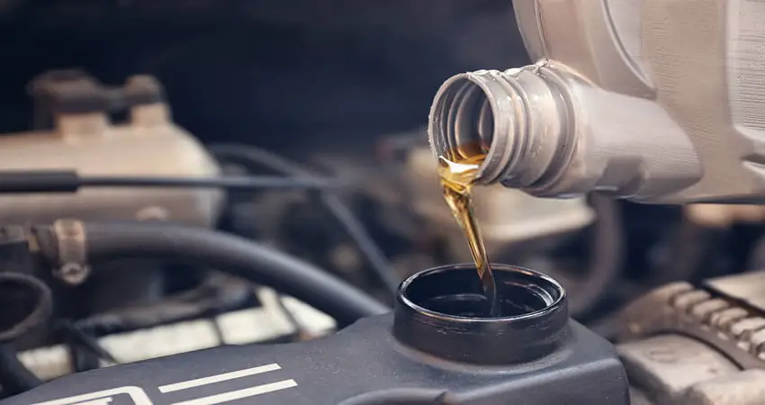How Long Can an Engine Run Without Oil Before Damage