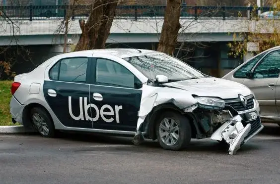 8 Steps To Take After An Uber Accident 2023 Guide