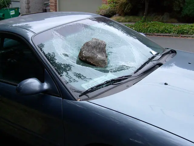What Are The Advantages Of Windshields In An Automobile